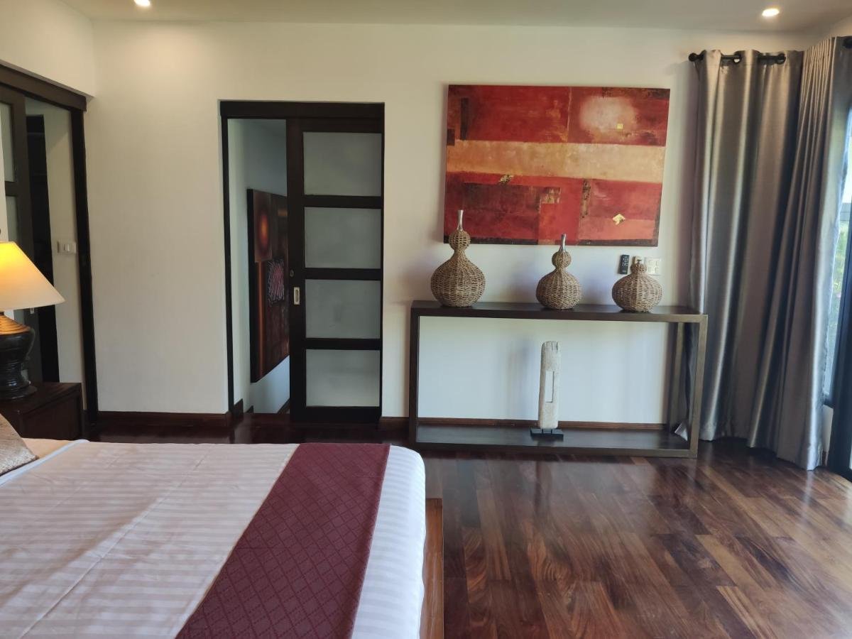 Property image - full photo 9