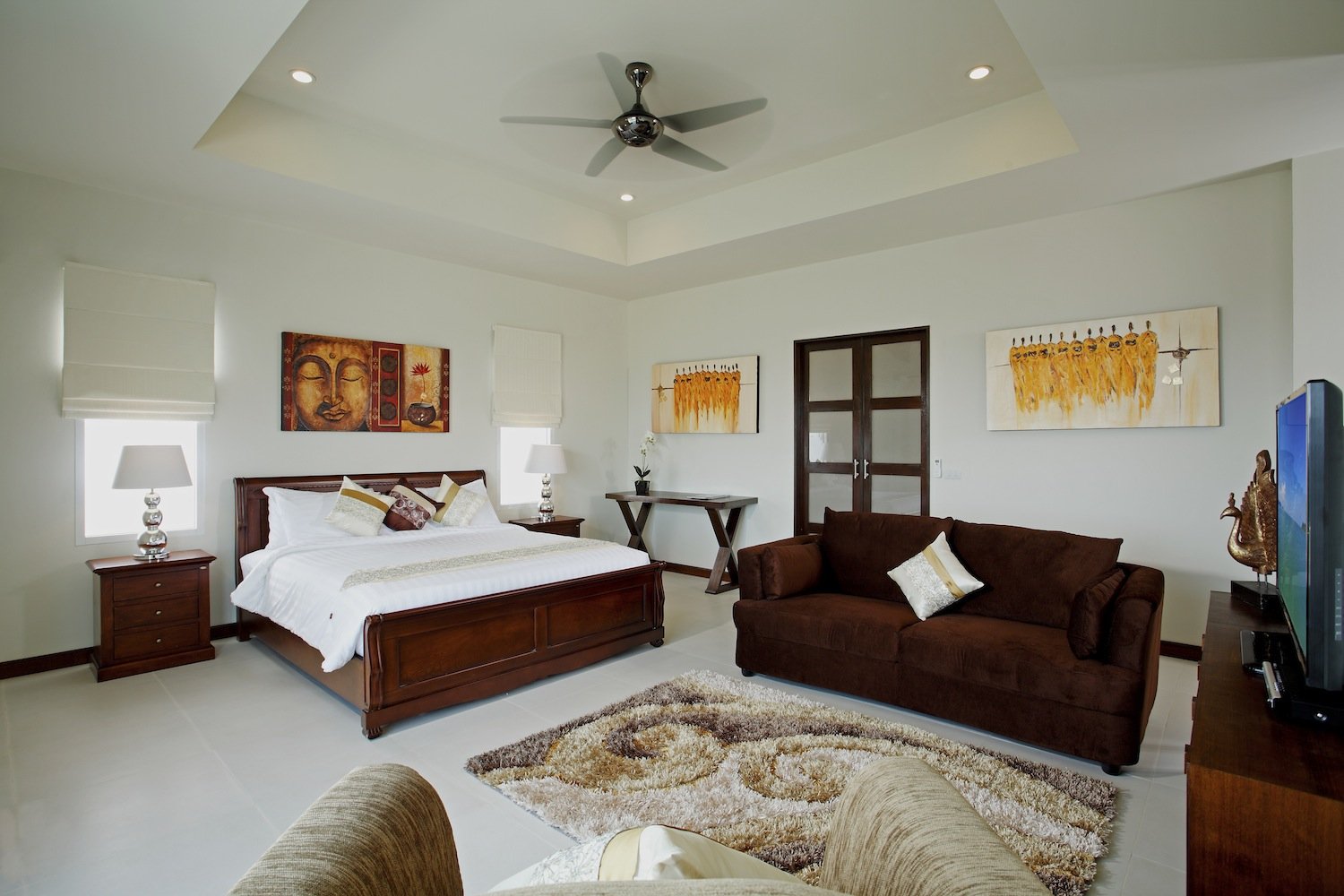 Property image - full photo 14