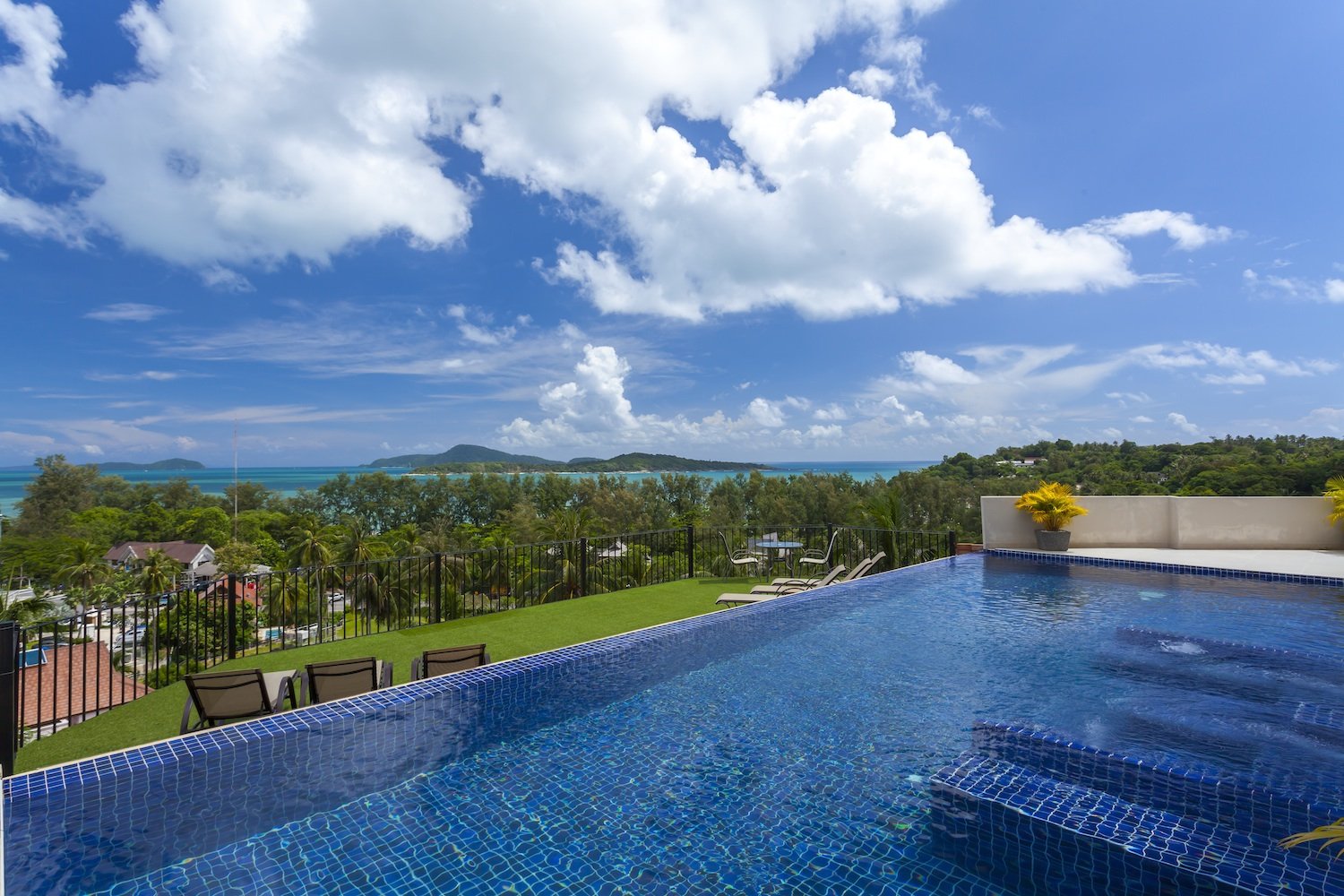 Property image - full photo 21