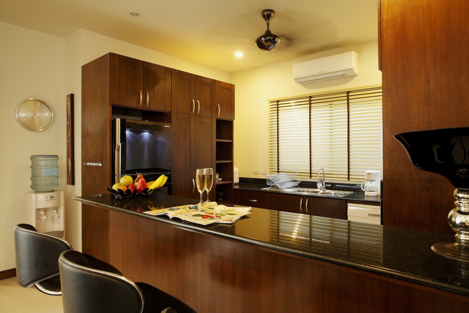Property image - full photo 10