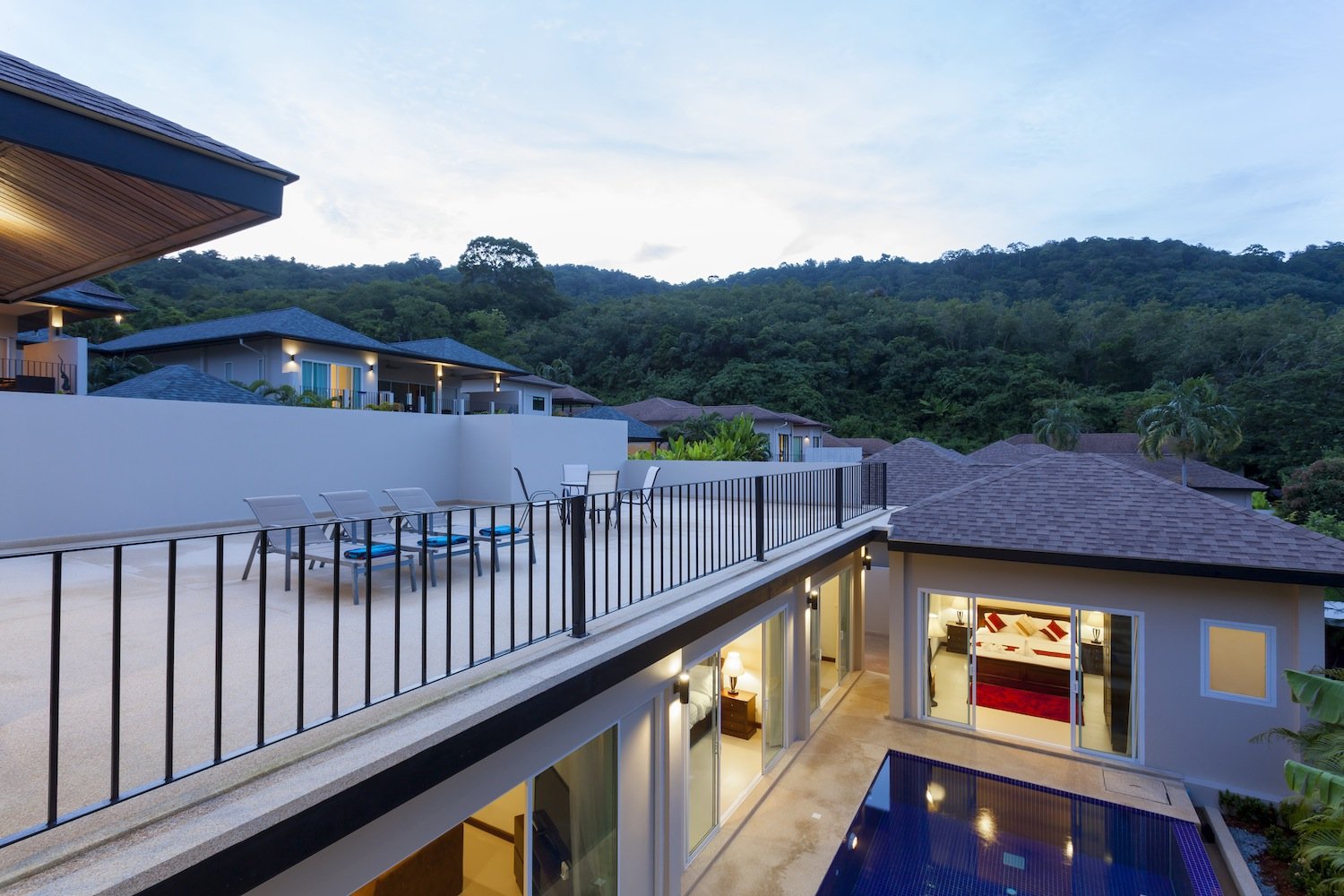 Property image - full photo 3