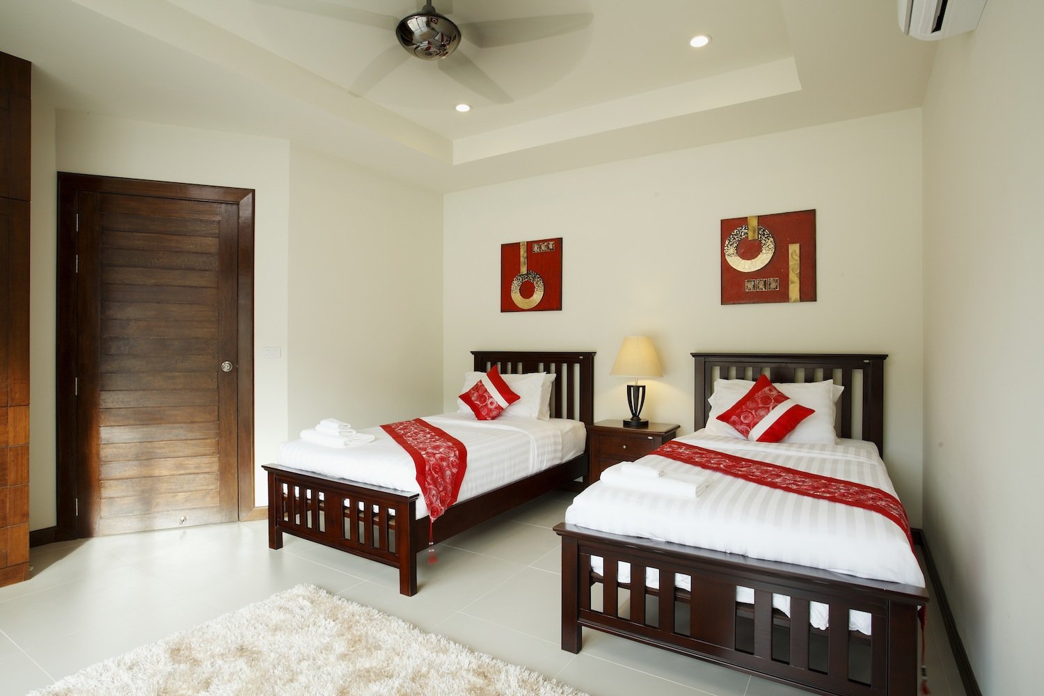 Property image - full photo 25