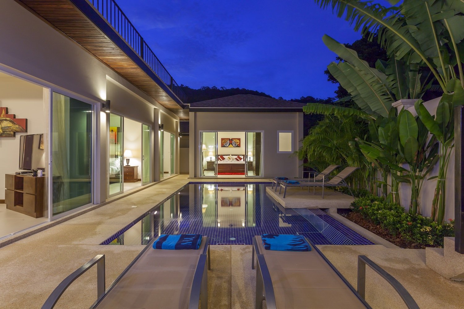 Property image - full photo 30