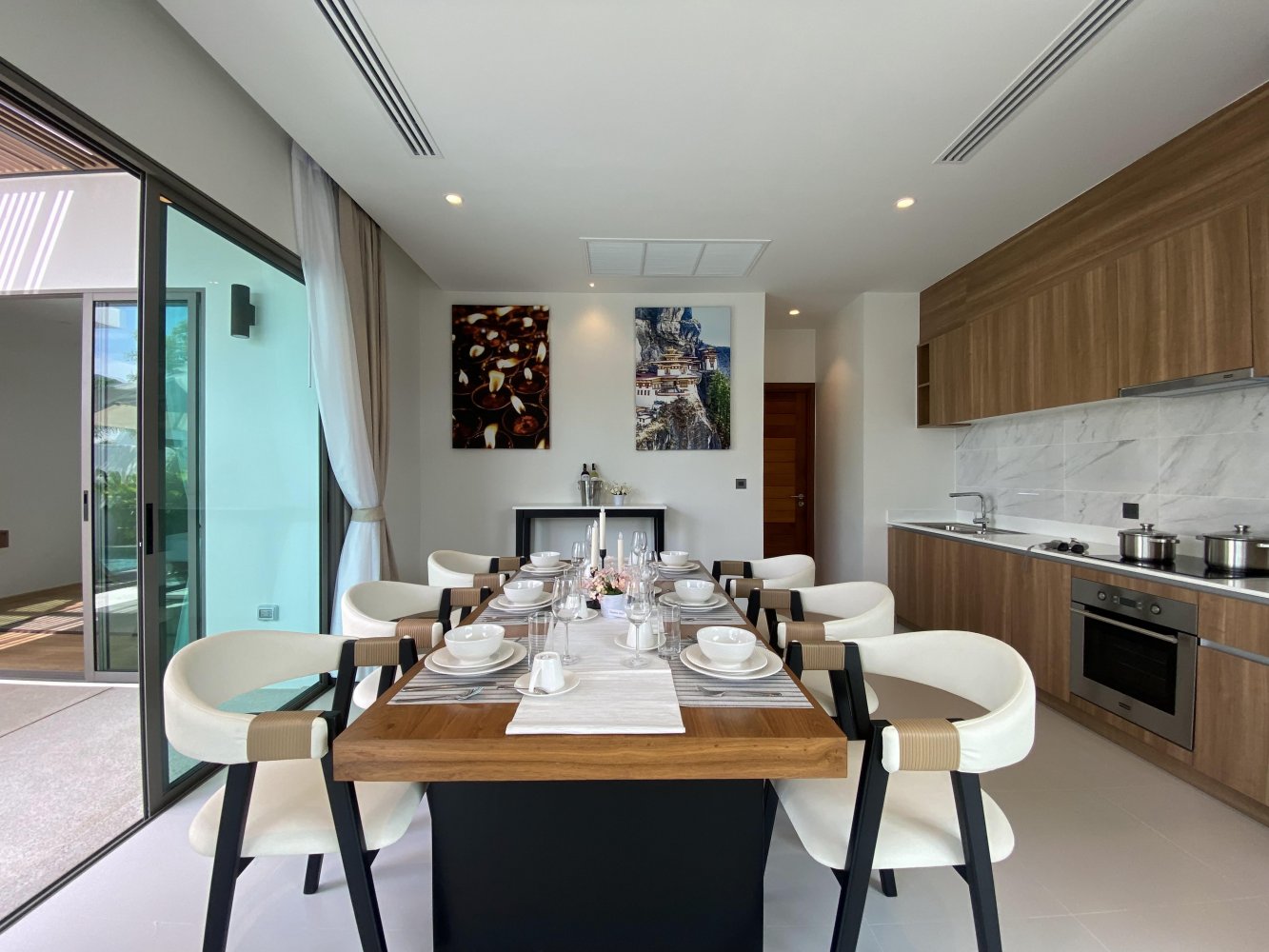 Property image - full photo 6