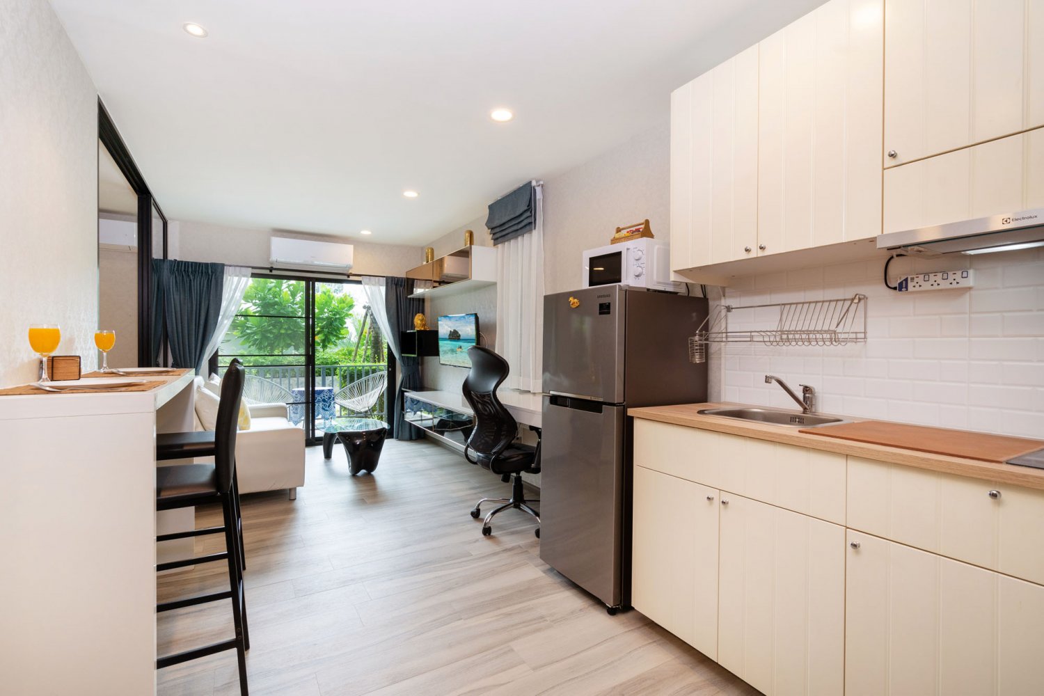 Property image - full photo 26
