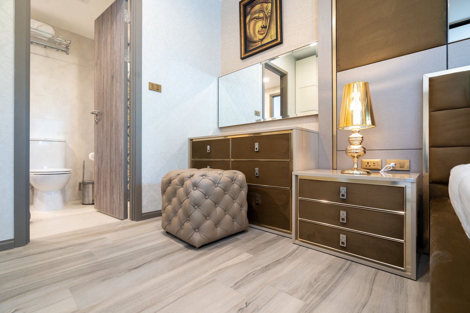 Property image - full photo 14