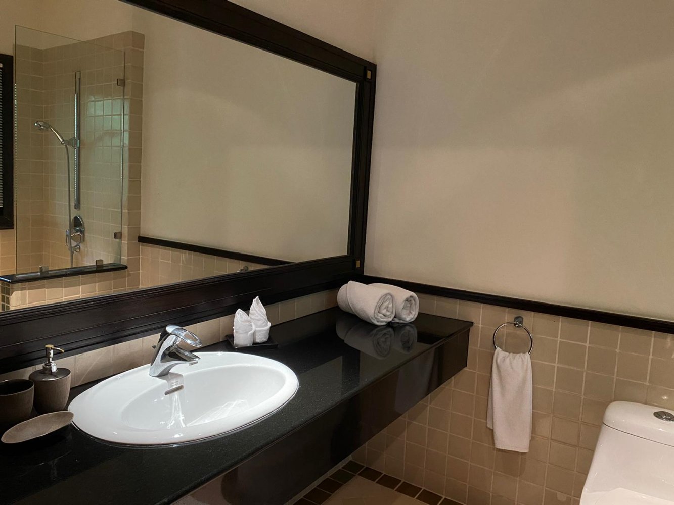 Property image - full photo 22
