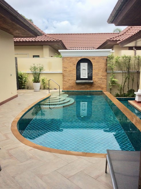 Property image - full photo 5