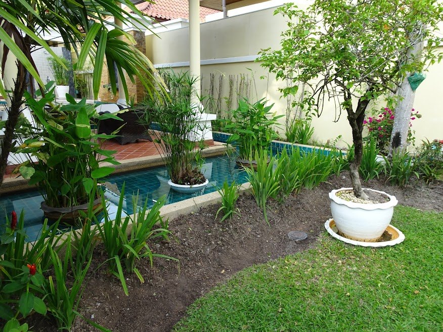 Property image - full photo 13