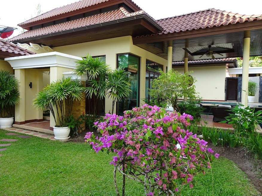 Property image - full photo 4