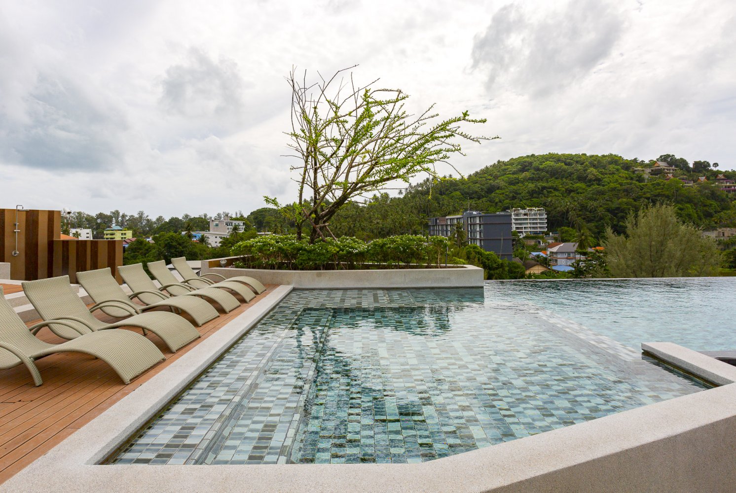 Property image - full photo 17
