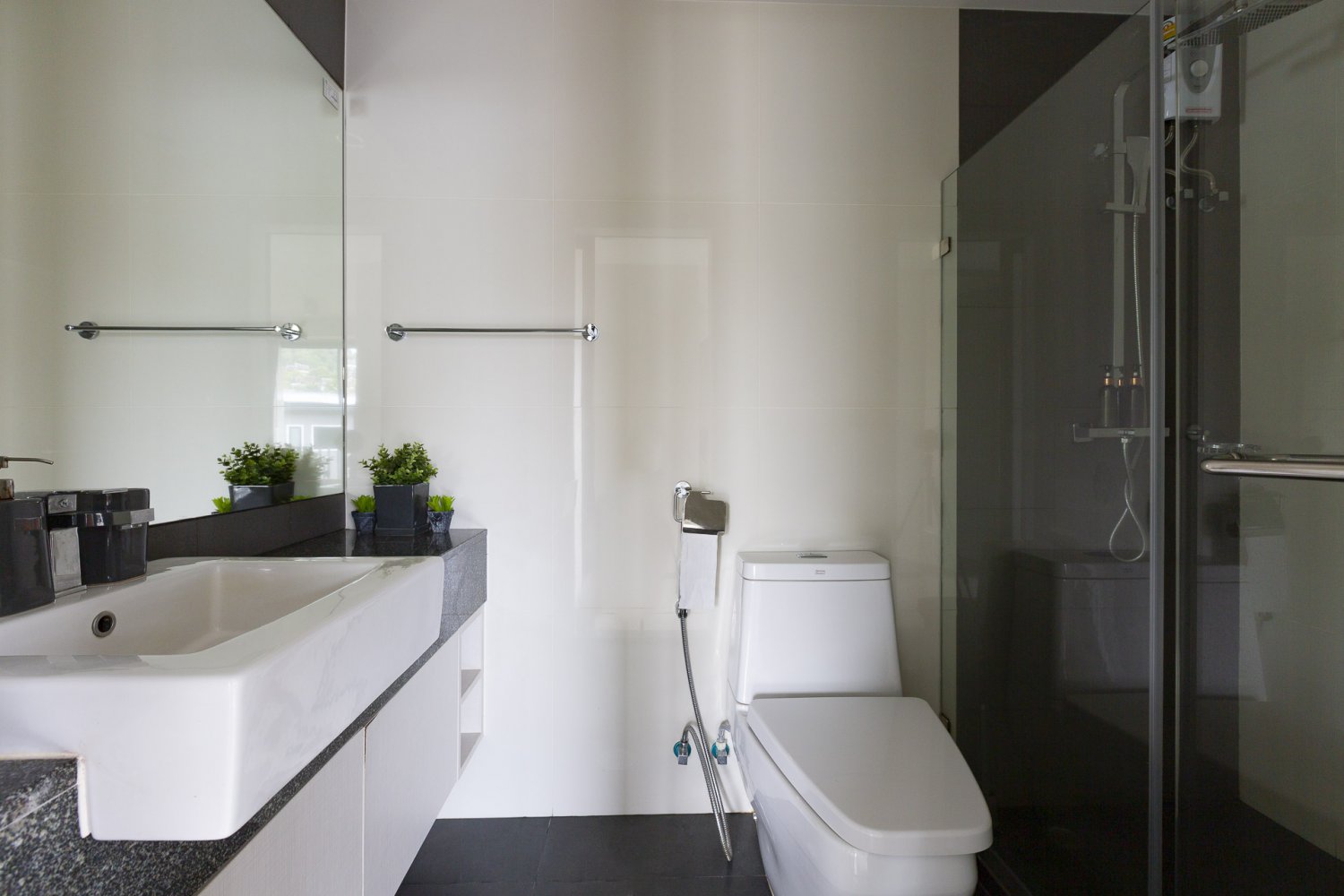 Property image - full photo 29