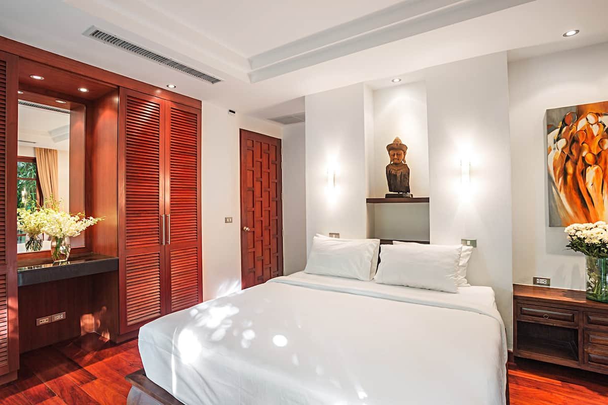 Property image - full photo 13