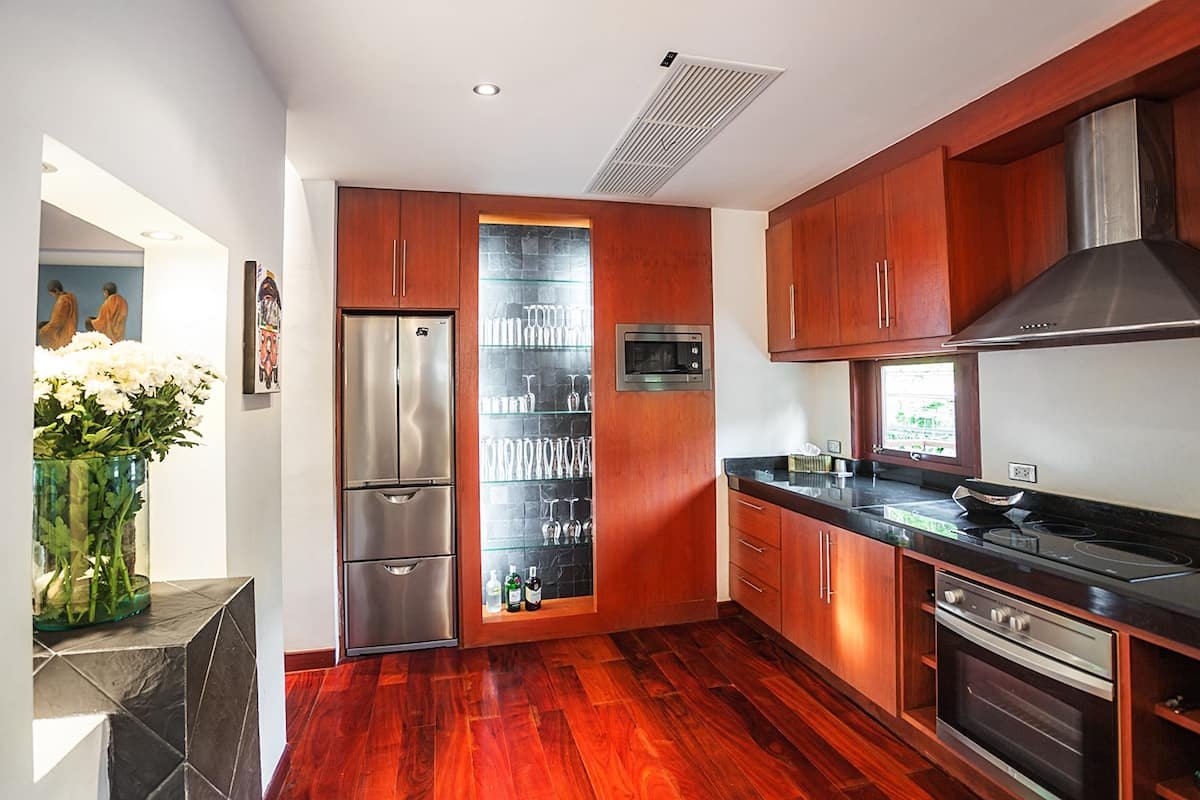 Property image - full photo 12