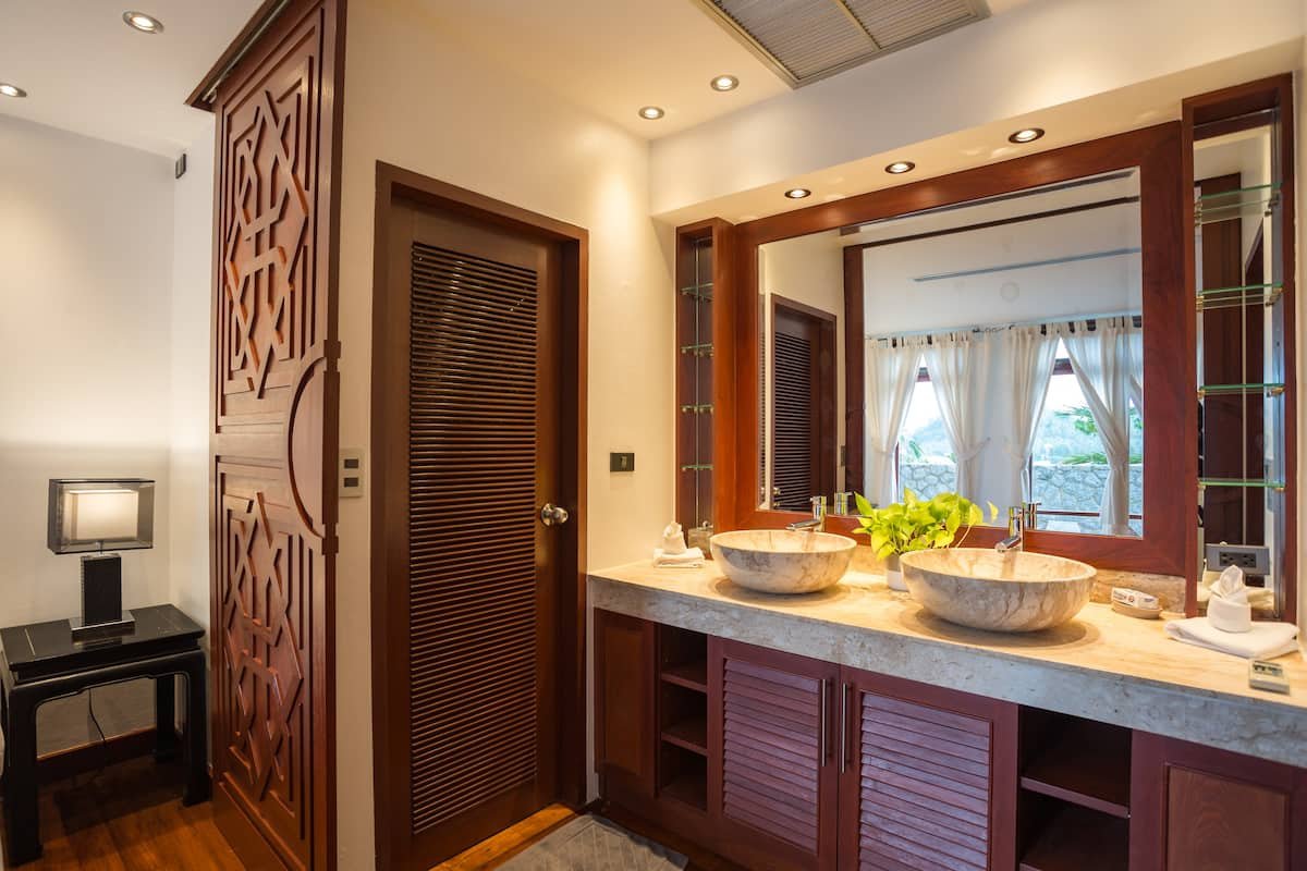 Property image - full photo 8