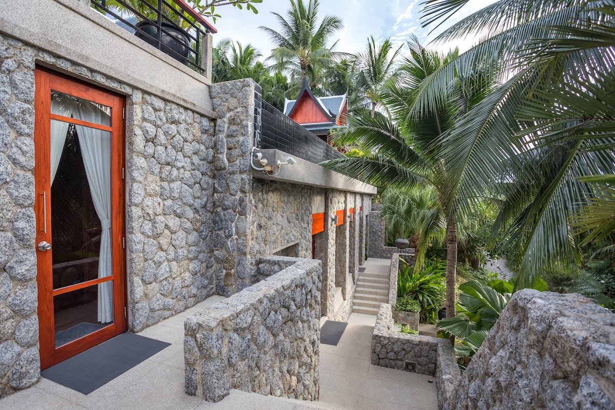 Property image - full photo 10