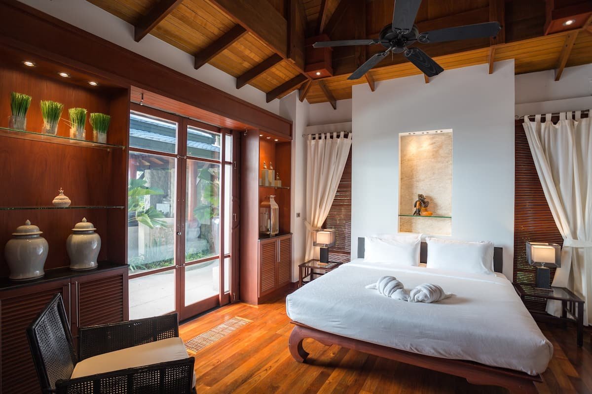 Property image - full photo 25