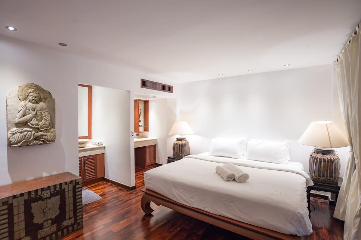 Property image - full photo 19