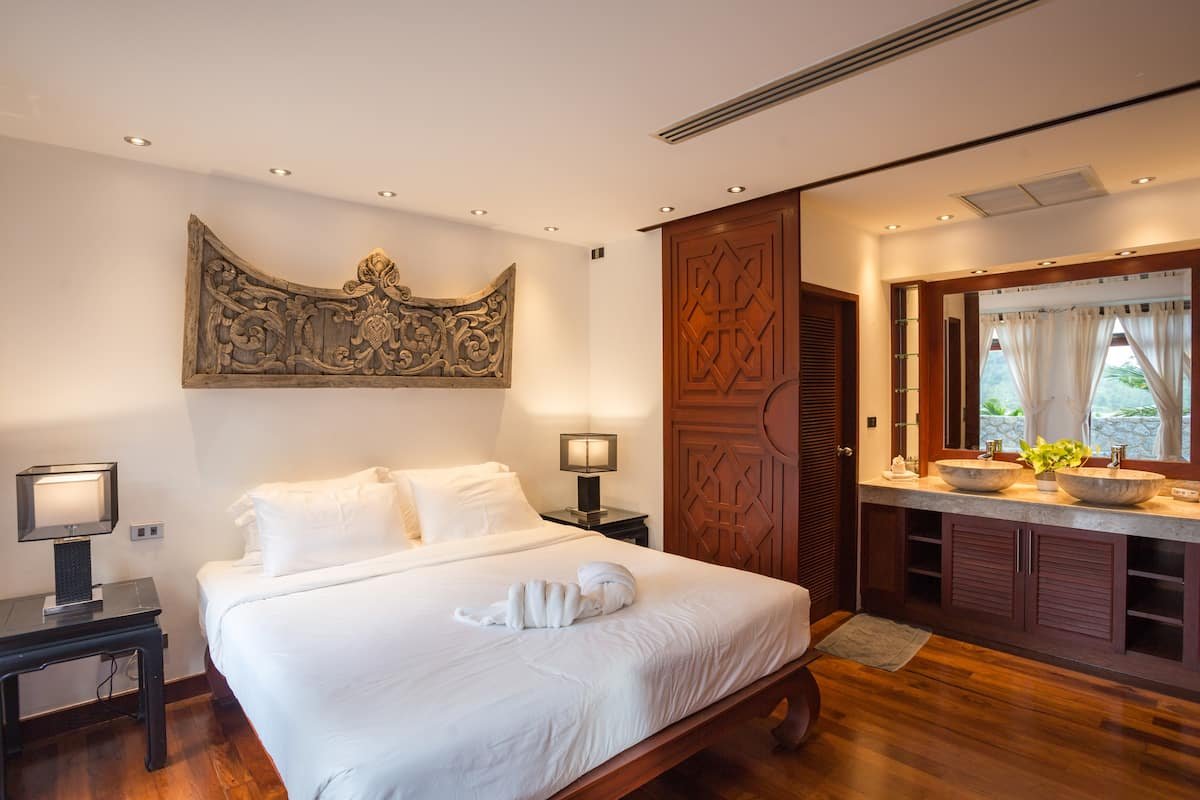 Property image - full photo 15