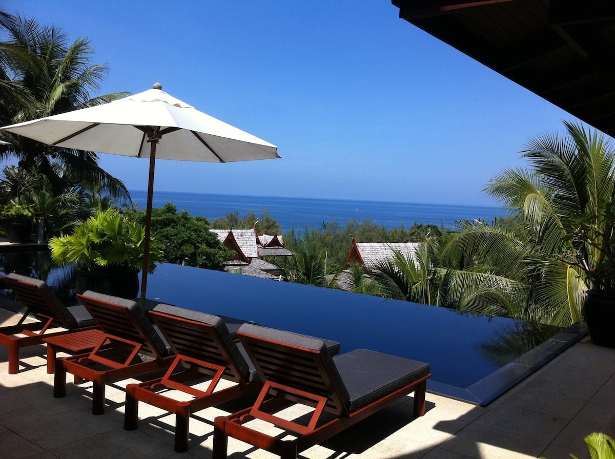 Property image - full photo 2