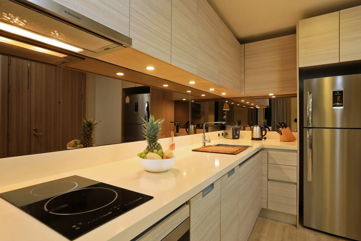 Property image - full photo 2