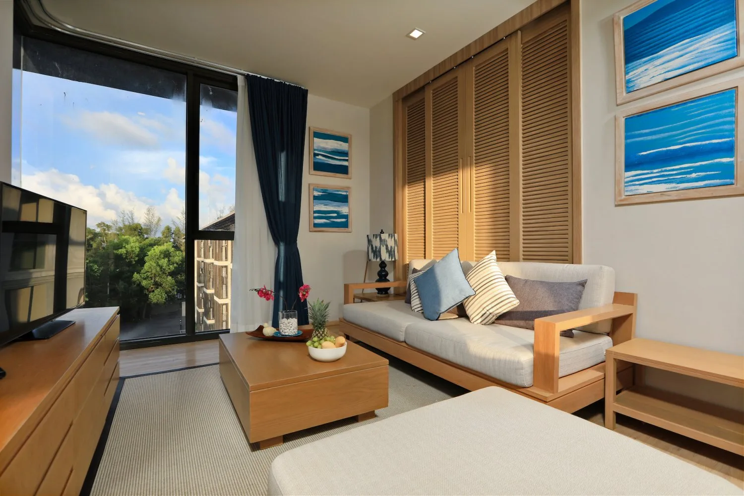 Property image - full photo 9