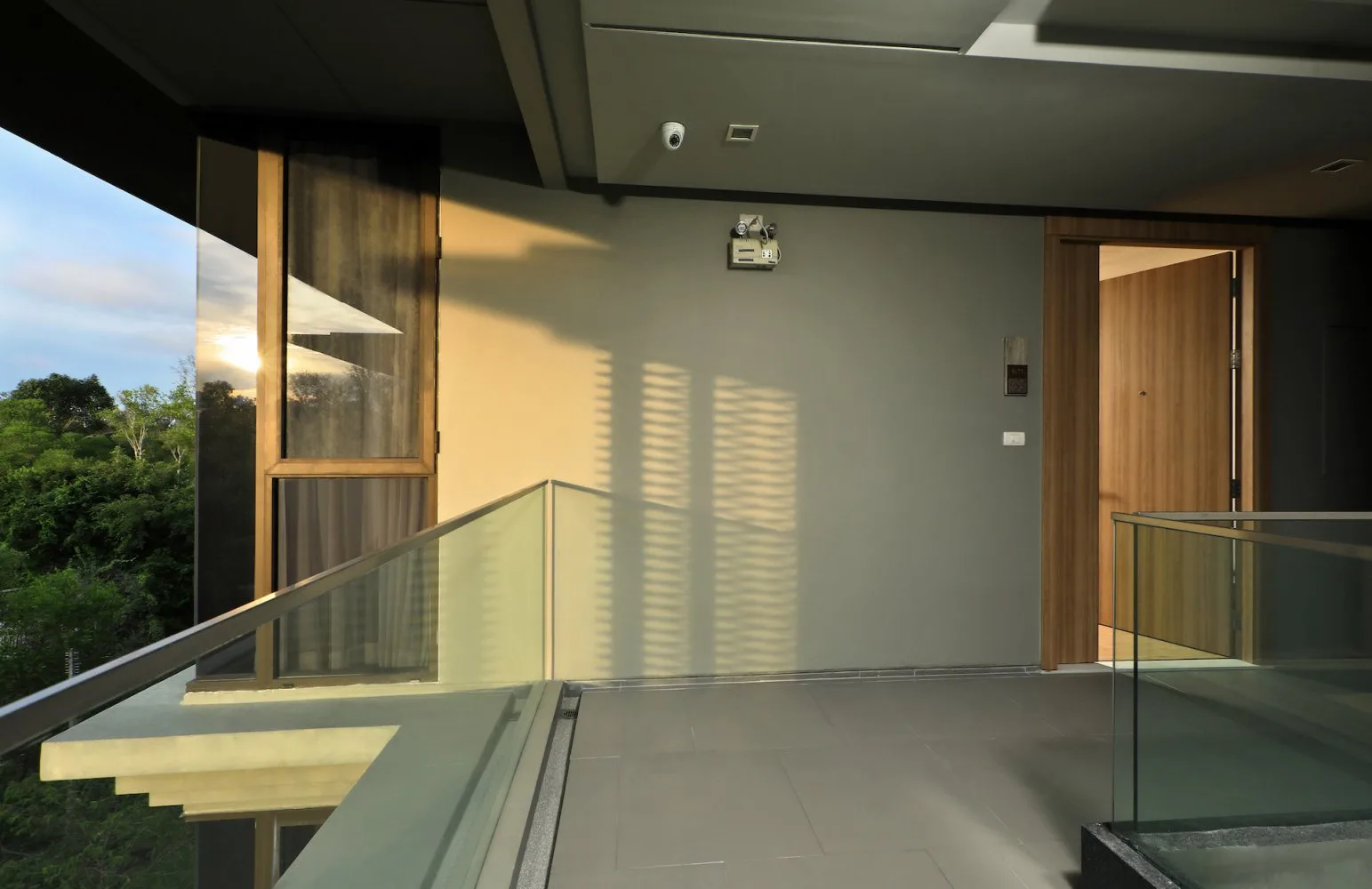 Property image - full photo 18