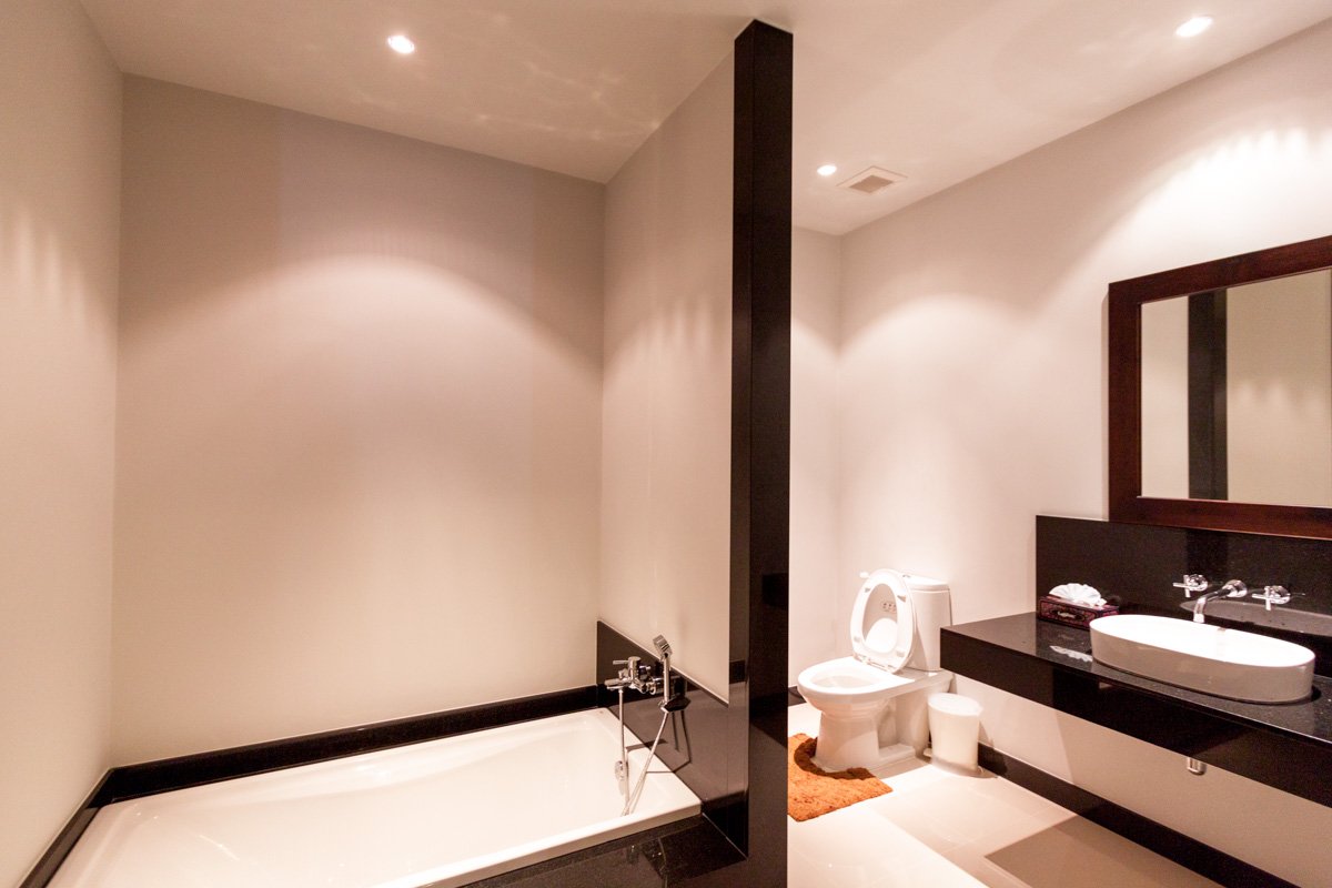 Property image - full photo 8