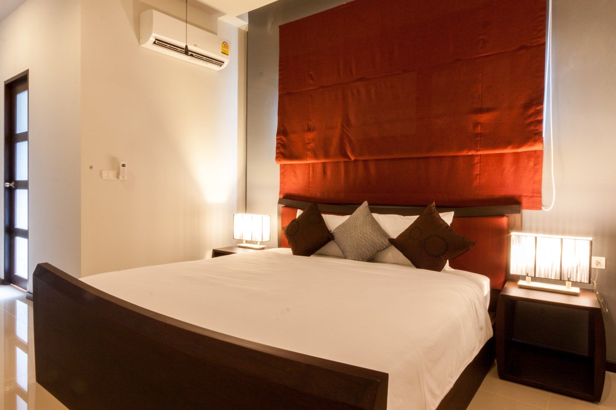 Property image - full photo 13
