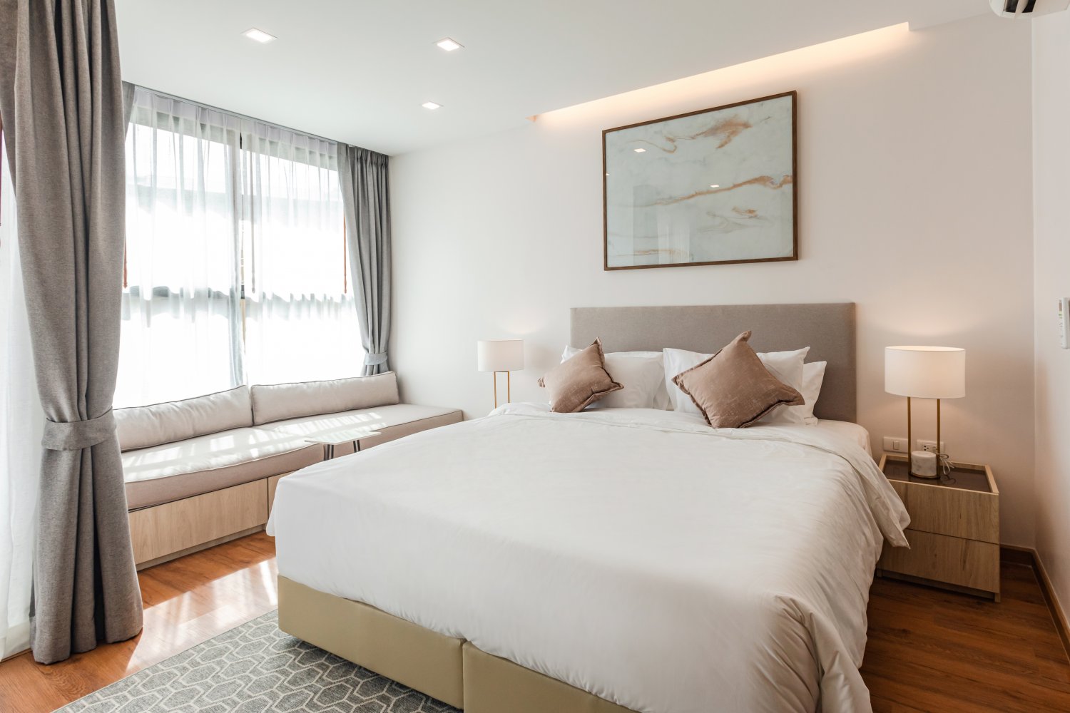 Property image - full photo 12