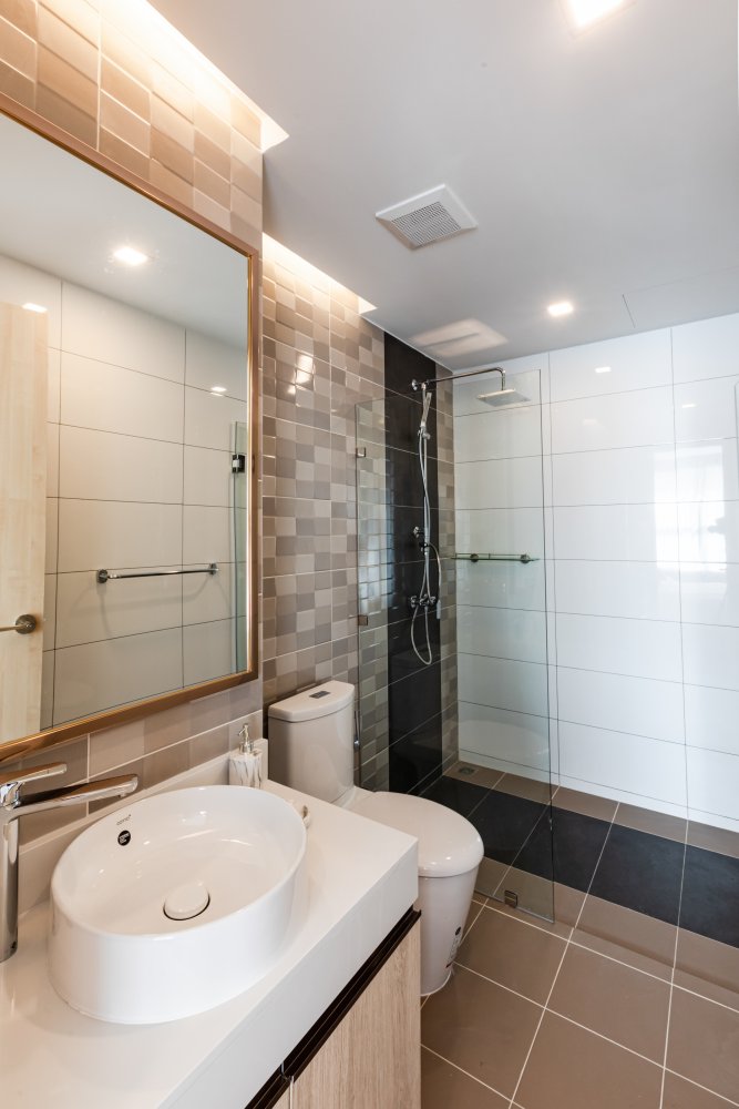 Property image - full photo 32