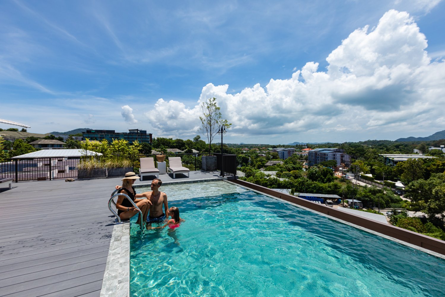 Property image - full photo 11