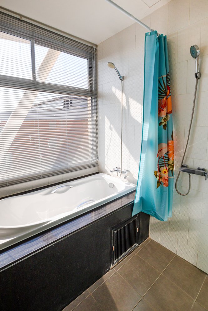 Property image - full photo 29