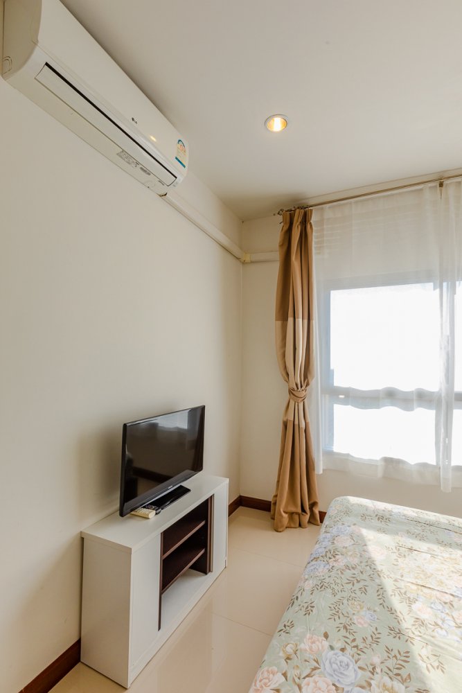 Property image - full photo 44