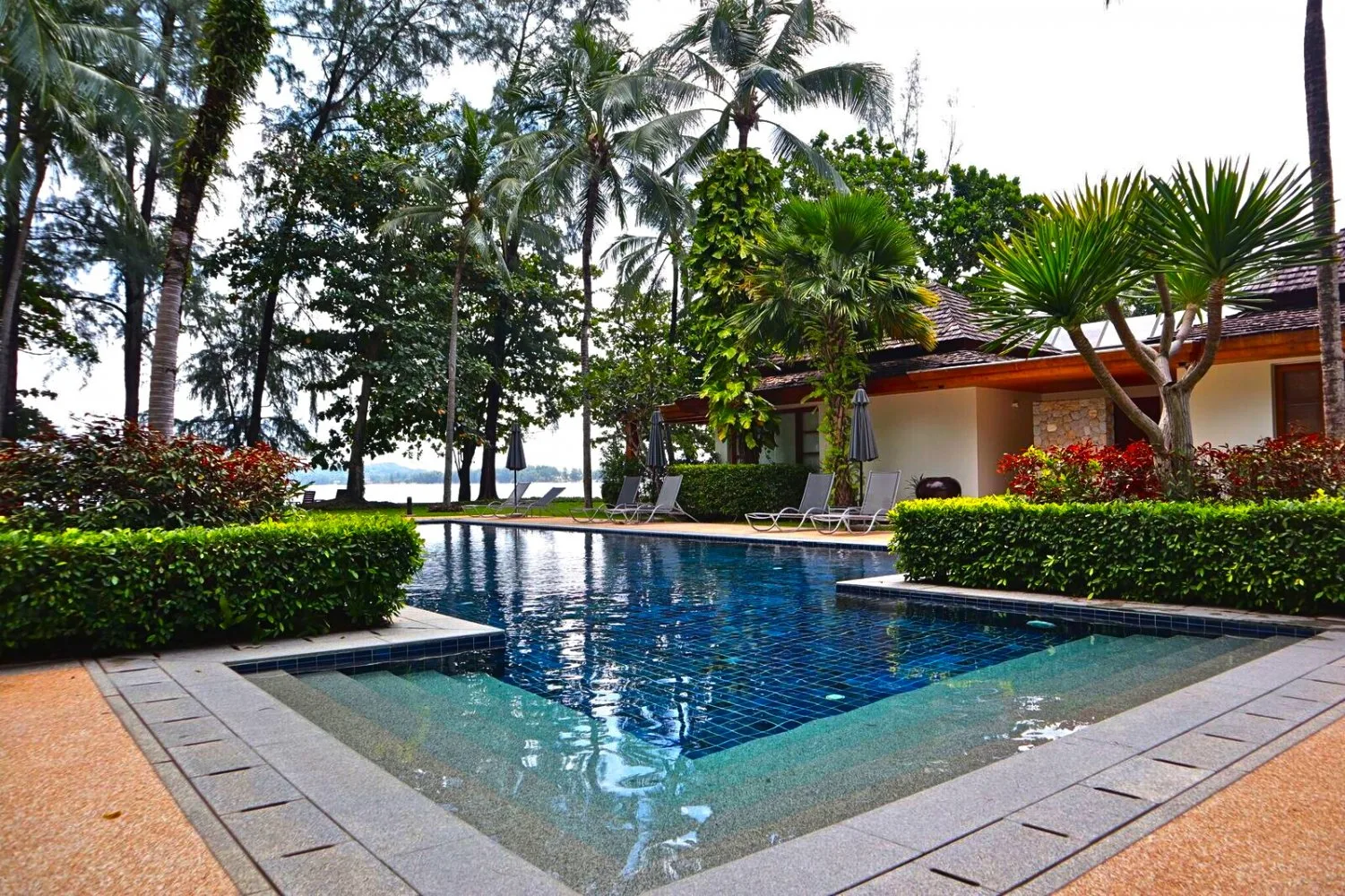 Property image - full photo 17
