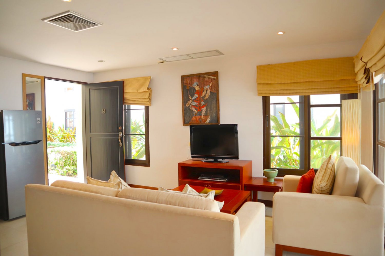 Property image - full photo 5
