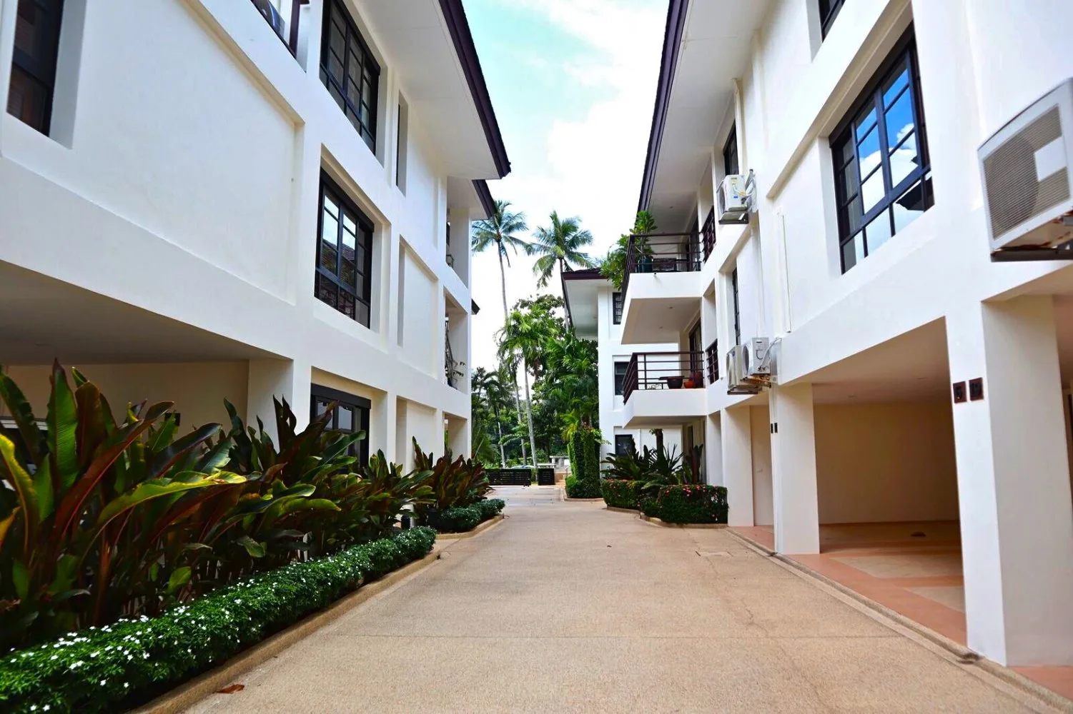Property image - full photo 17