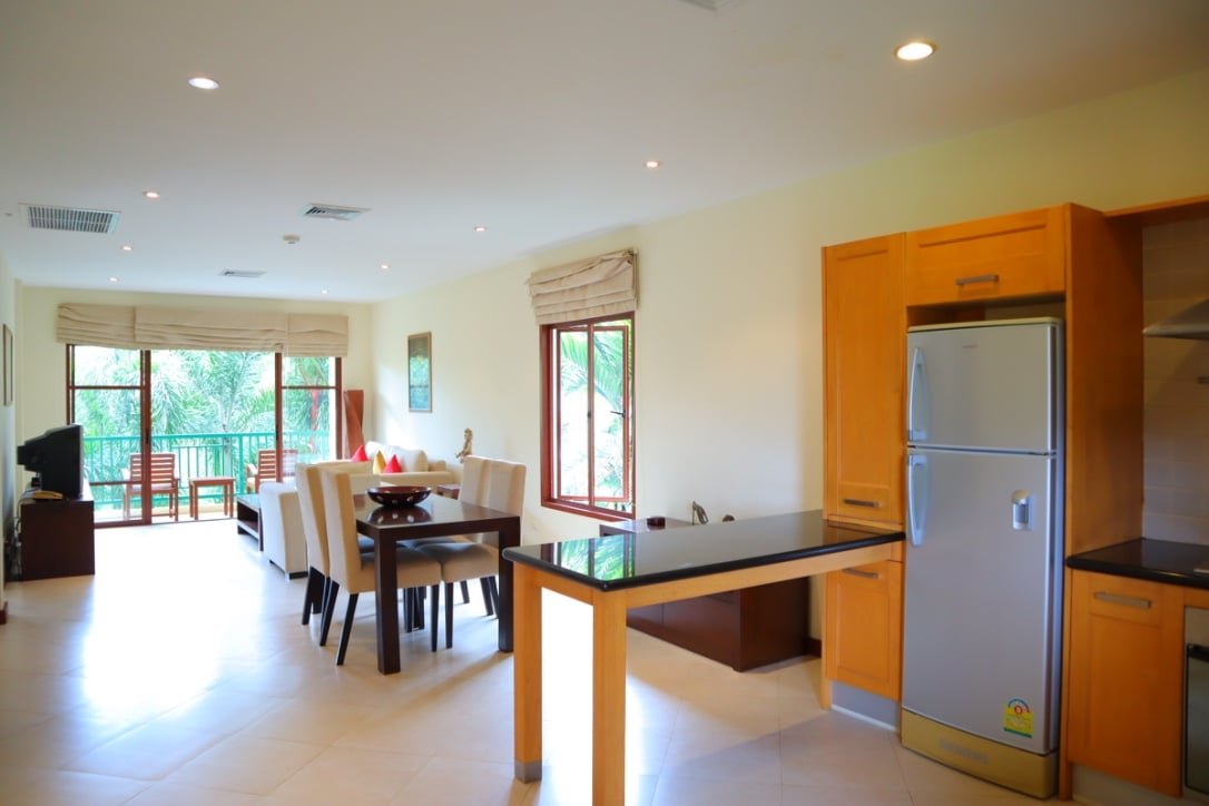 Property image - full photo 11
