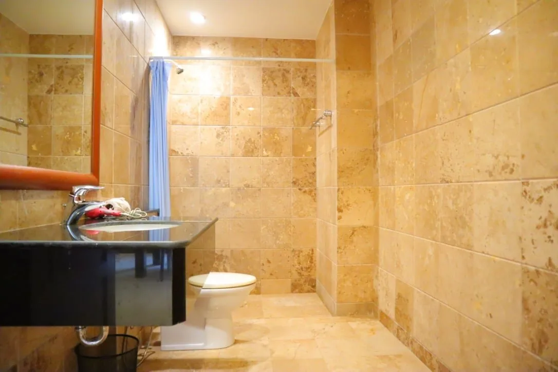 Property image - full photo 13