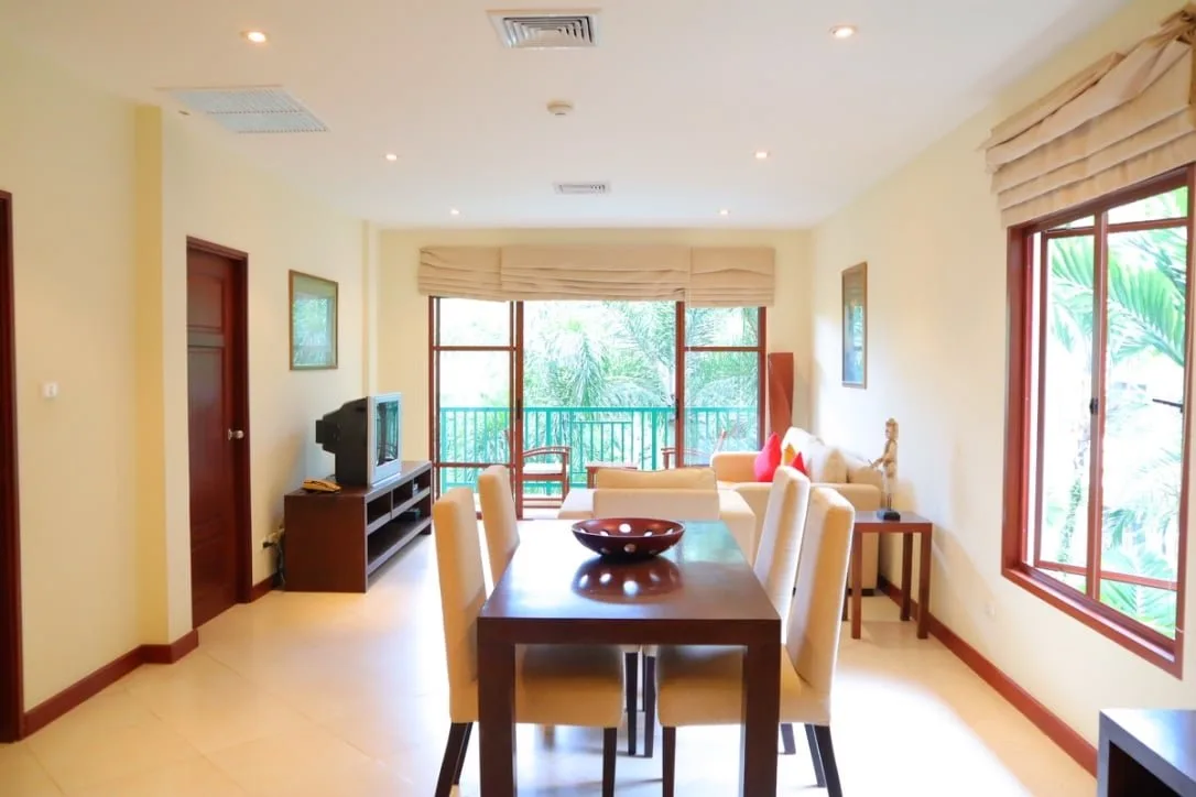Property image - full photo 11