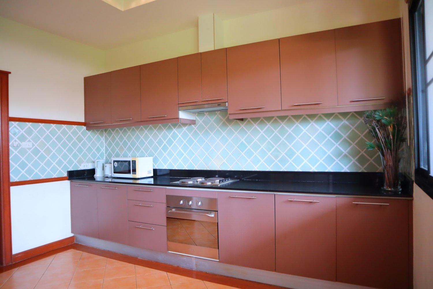 Property image - full photo 12
