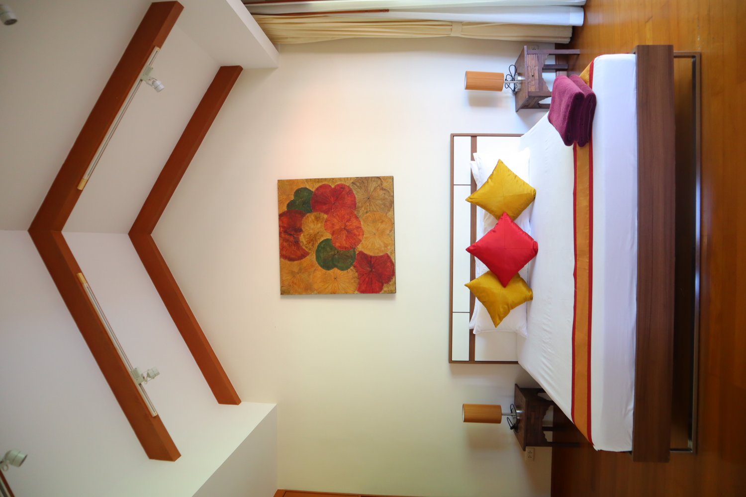 Property image - full photo 13