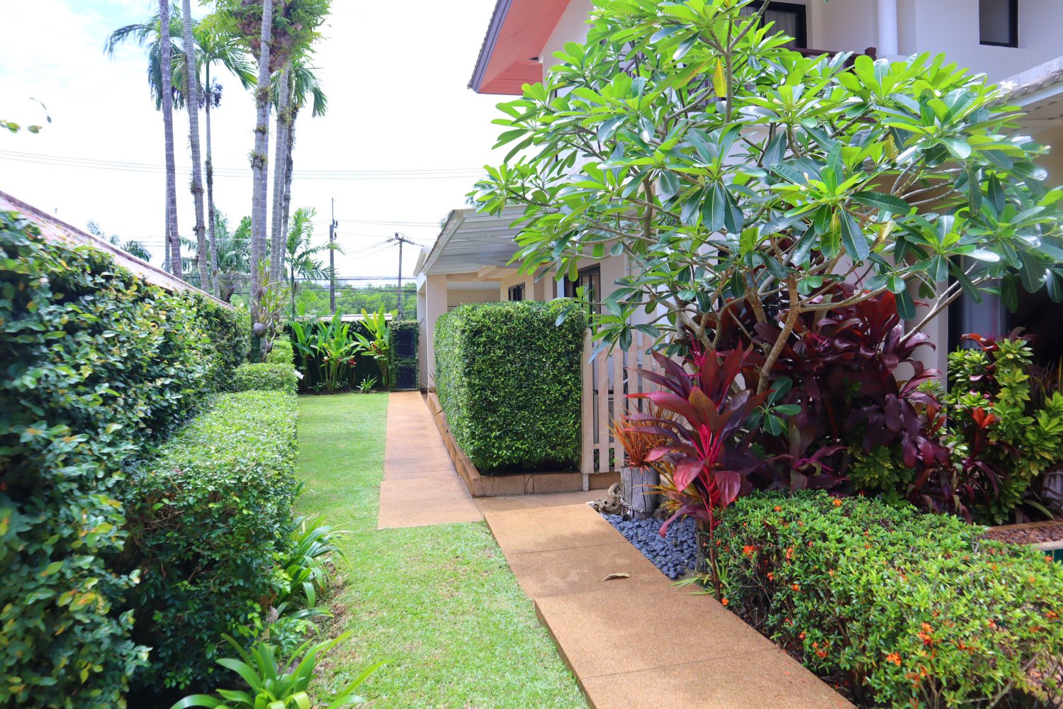 Property image - full photo 33
