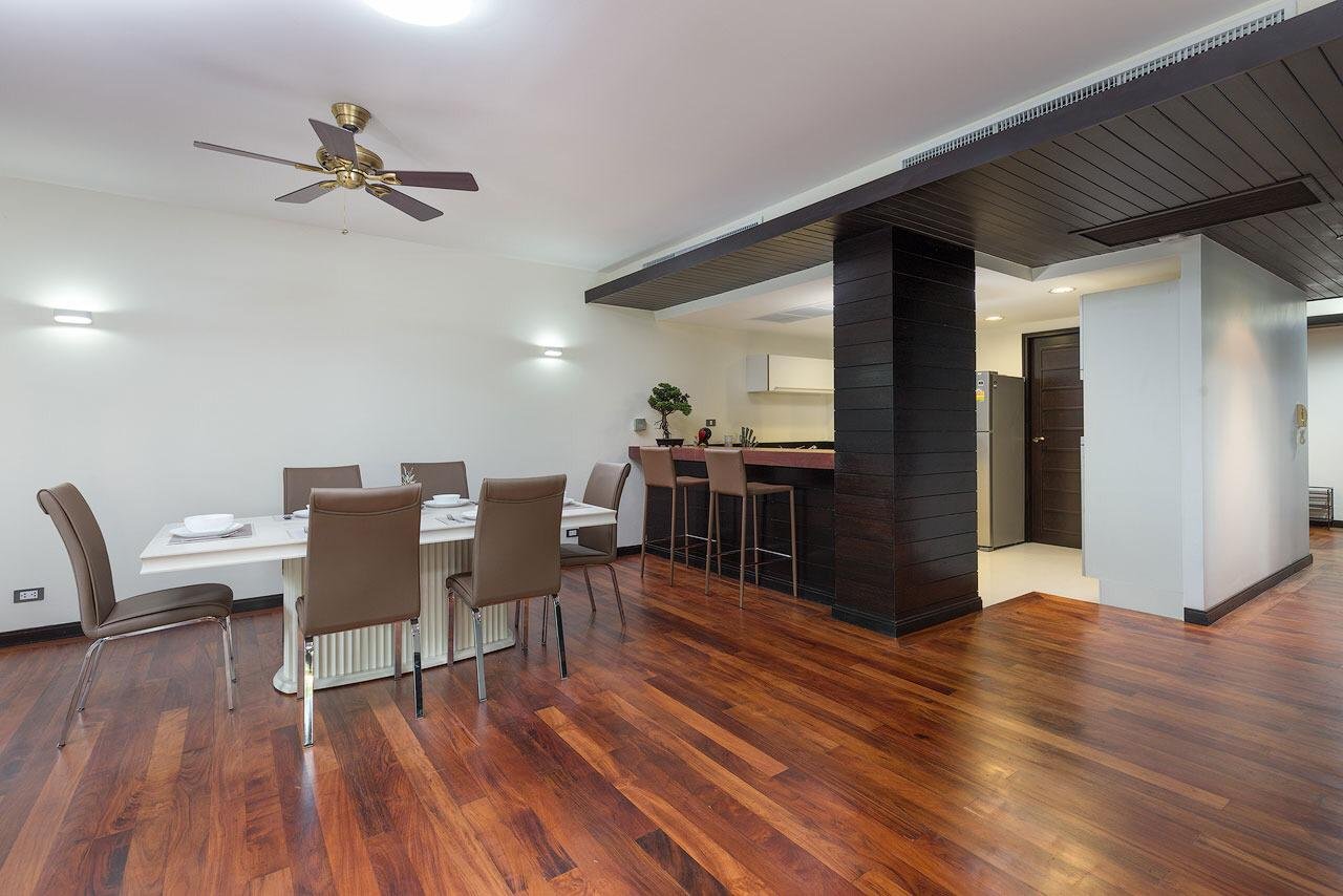 Property image - full photo 5