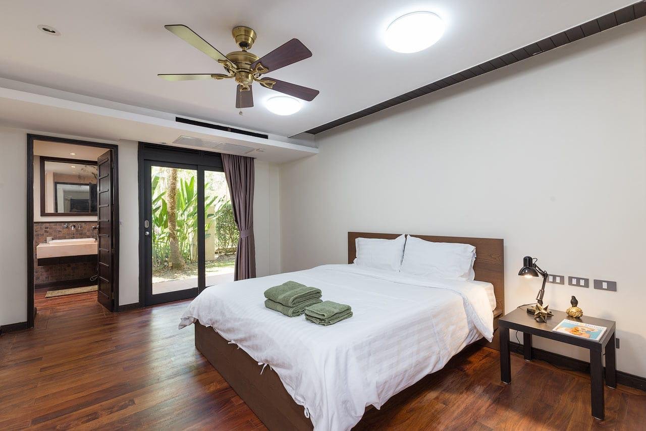 Property image - full photo 10