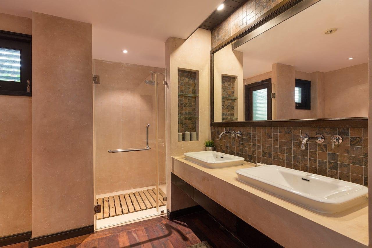 Property image - full photo 15