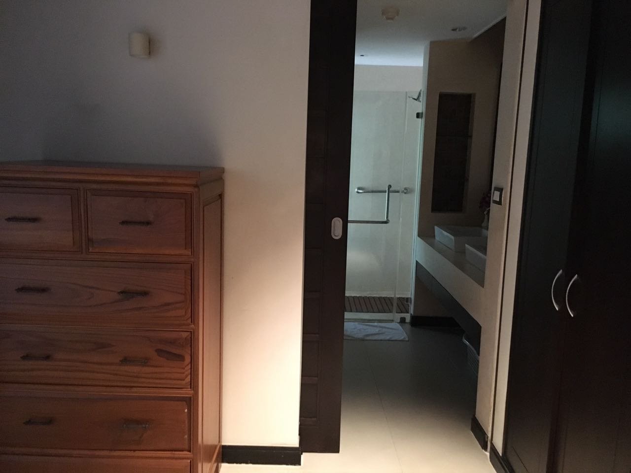 Property image - full photo 11