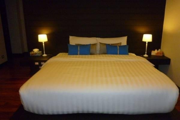 Property image - full photo 9