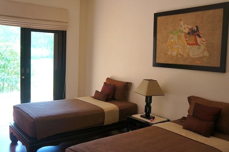 Property image - full photo 11