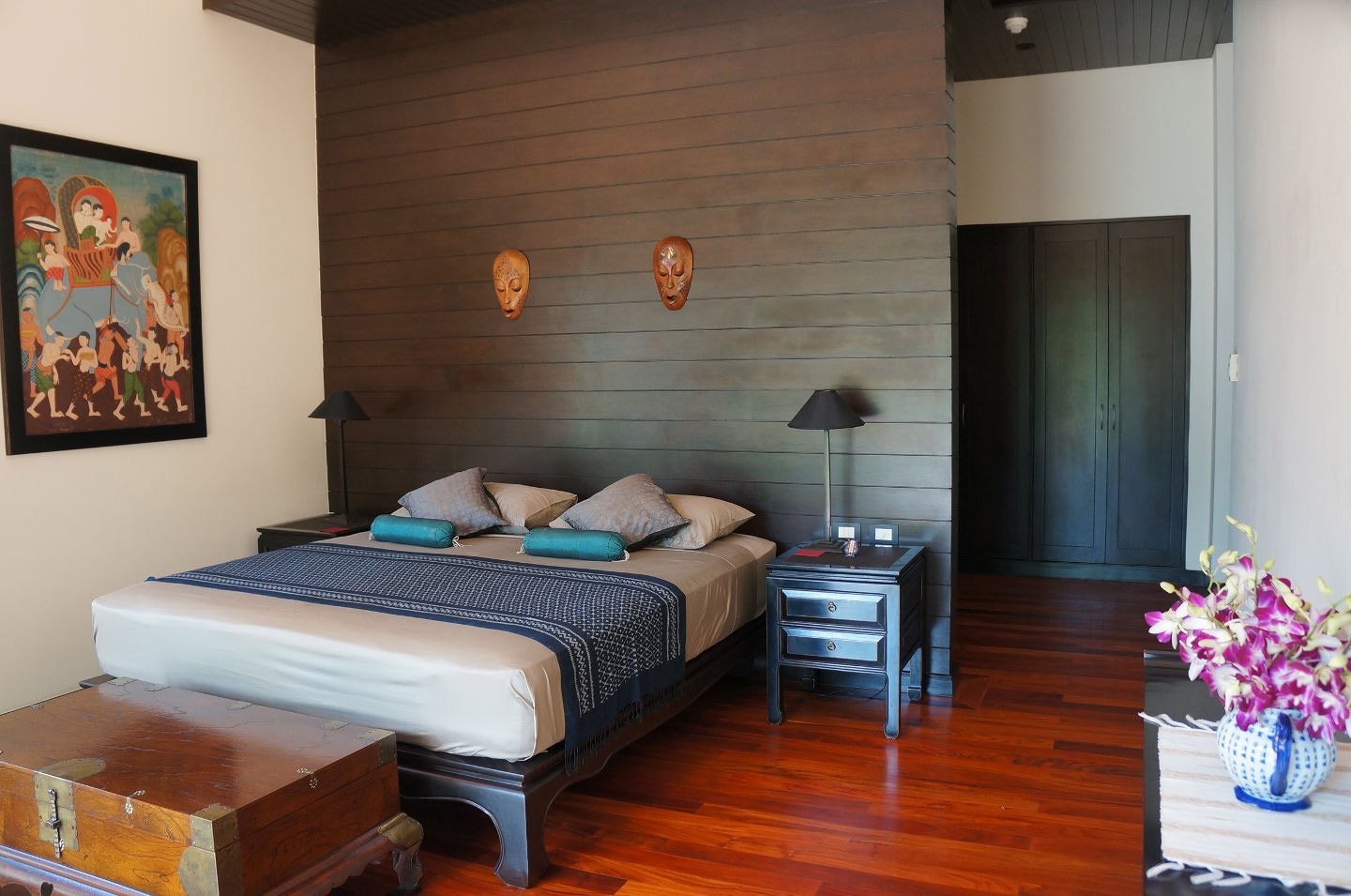 Property image - full photo 9